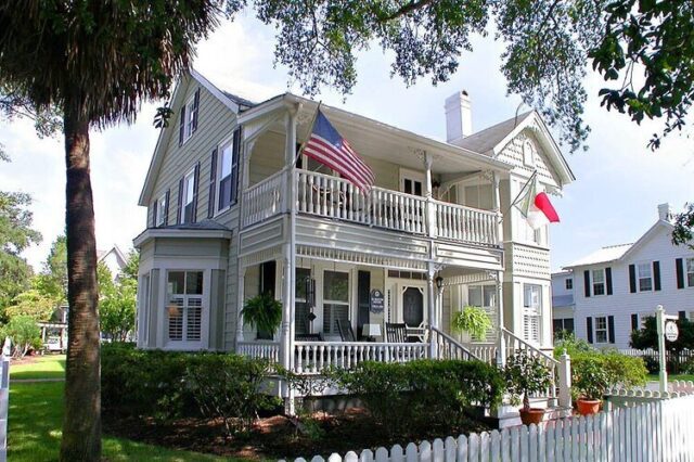 Theodosia’s Bed and Breakfast Inn